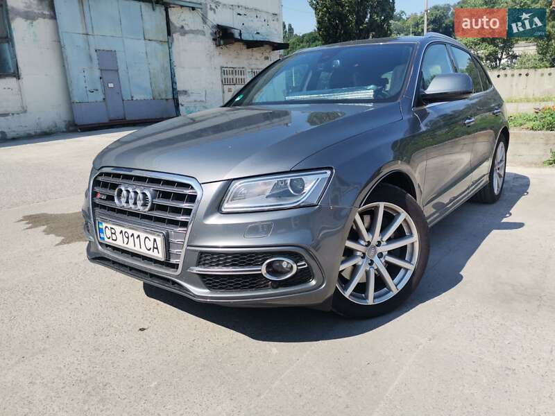 Audi SQ5 2015