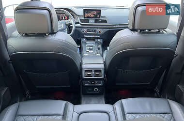 Внедорожник / Кроссовер Audi SQ5 2019 в 