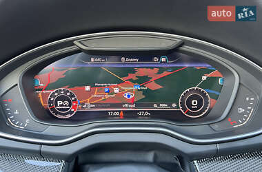 Внедорожник / Кроссовер Audi SQ5 2019 в 