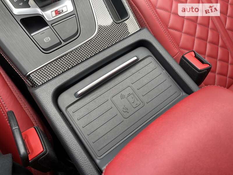 Внедорожник / Кроссовер Audi SQ5 2019 в Ровно
