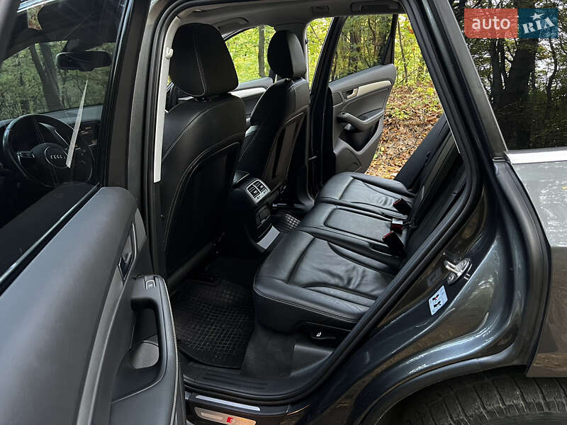 Внедорожник / Кроссовер Audi SQ5 2015 в Мукачево