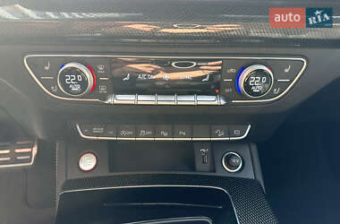 Внедорожник / Кроссовер Audi SQ5 2022 в 