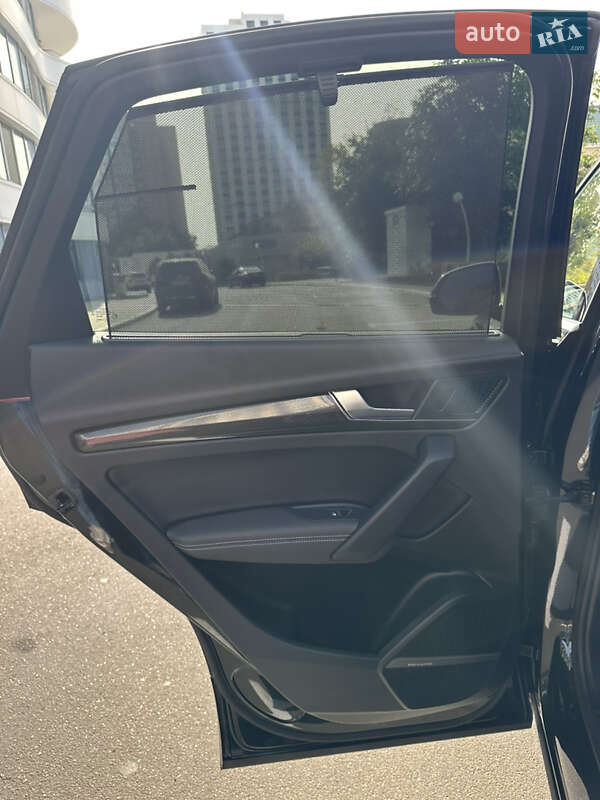 Внедорожник / Кроссовер Audi SQ5 2022 в Одессе