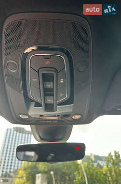 Внедорожник / Кроссовер Audi SQ5 2022 в 