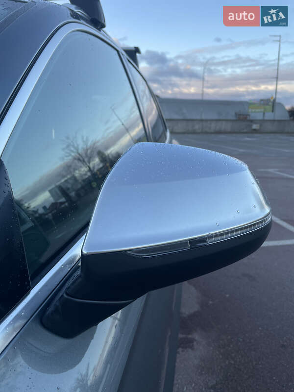 Внедорожник / Кроссовер Audi SQ5 2018 в Киеве фото 8 Внедорожник / Кроссовер Audi SQ5 2018 в Киеве