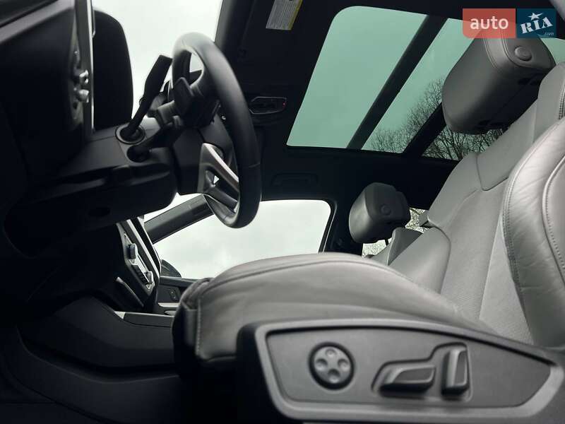 Позашляховик / Кросовер Audi SQ5 2017 в Львові