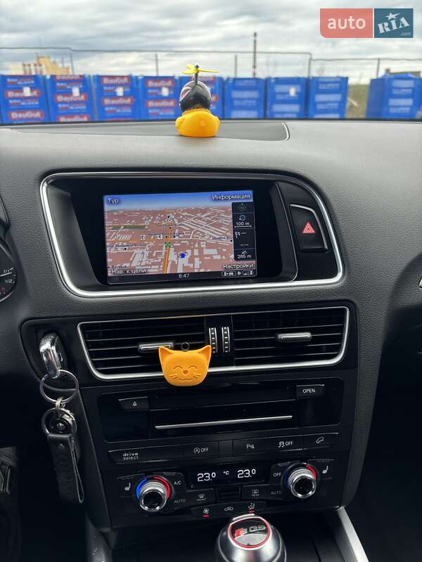 Позашляховик / Кросовер Audi SQ5 2015 в Вінниці