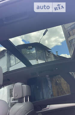 Внедорожник / Кроссовер Audi SQ5 2019 в 