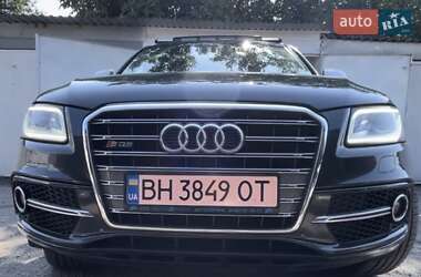 Внедорожник / Кроссовер Audi SQ5 2014 в 