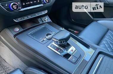 Внедорожник / Кроссовер Audi SQ5 2020 в Киеве