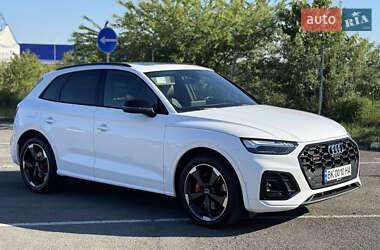 Внедорожник / Кроссовер Audi SQ5 2019 в 