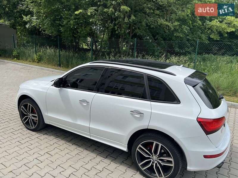 Внедорожник / Кроссовер Audi SQ5 2016 в Тернополе