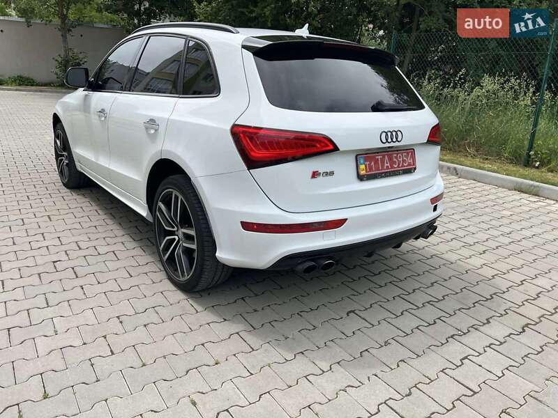 Внедорожник / Кроссовер Audi SQ5 2016 в Тернополе
