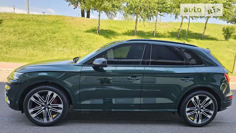 Внедорожник / Кроссовер Audi SQ5 2020 в Киеве