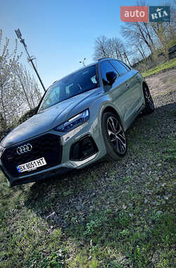 Внедорожник / Кроссовер Audi SQ5 2021 в 