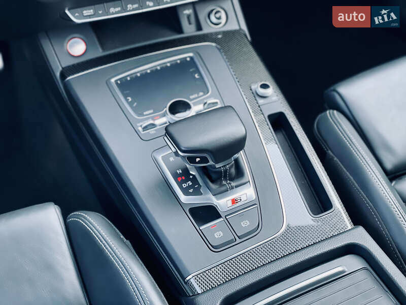 Позашляховик / Кросовер Audi SQ5 2019 в Одесі
