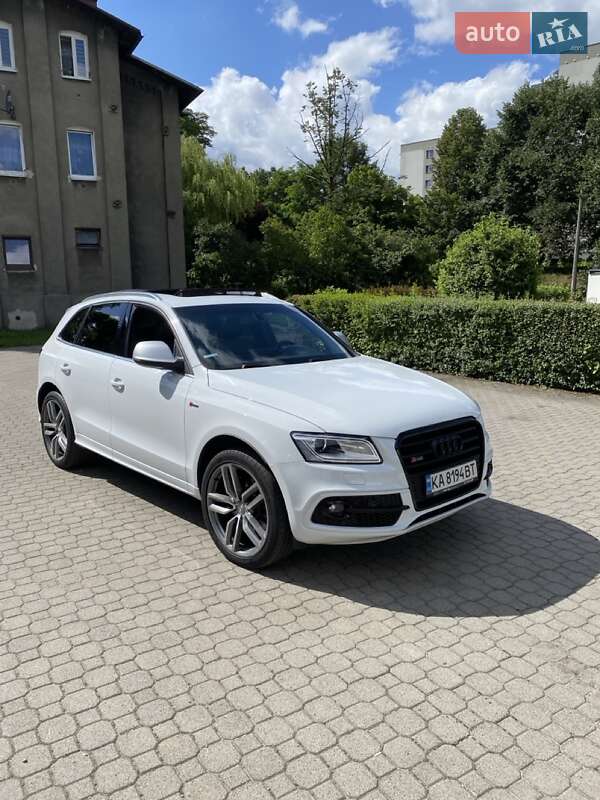 Внедорожник / Кроссовер Audi SQ5 2014 в Львове