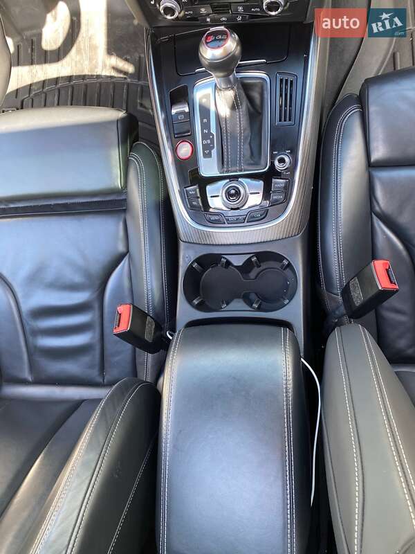 Внедорожник / Кроссовер Audi SQ5 2014 в Львове