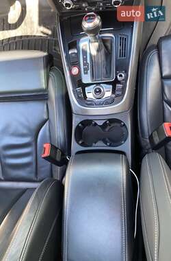 Внедорожник / Кроссовер Audi SQ5 2014 в 