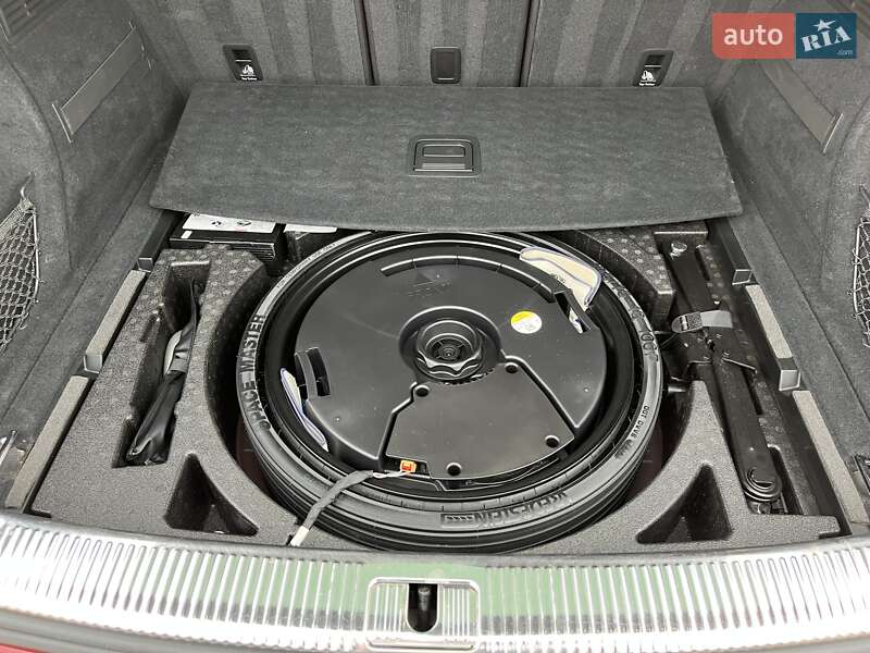 Внедорожник / Кроссовер Audi SQ5 2017 в Киеве фото 63 Внедорожник / Кроссовер Audi SQ5 2017 в Киеве