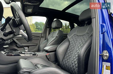 Внедорожник / Кроссовер Audi SQ5 2021 в 
