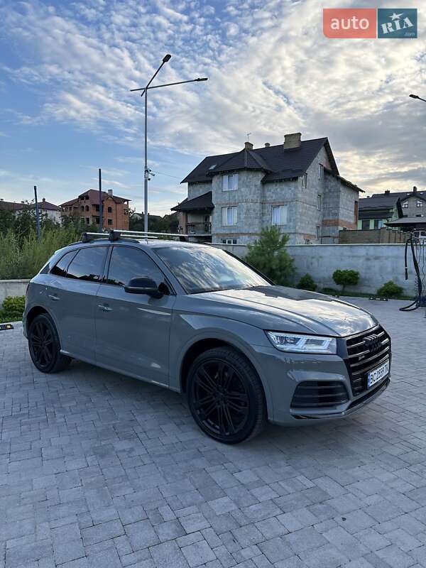 Внедорожник / Кроссовер Audi SQ5 2019 в Львове