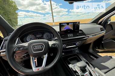 Внедорожник / Кроссовер Audi SQ5 2021 в 