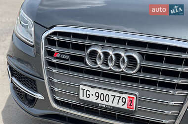Внедорожник / Кроссовер Audi SQ5 2016 в 