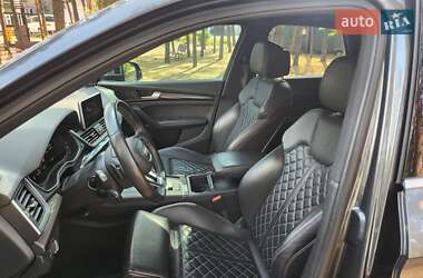Внедорожник / Кроссовер Audi SQ5 2018 в 