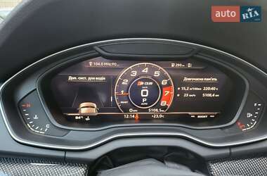 Внедорожник / Кроссовер Audi SQ5 2018 в 