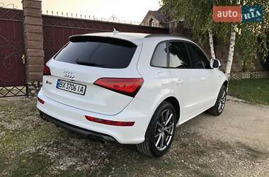 Внедорожник / Кроссовер Audi SQ5 2015 в 