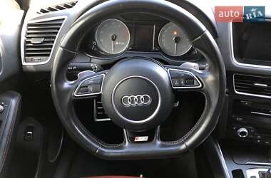 Внедорожник / Кроссовер Audi SQ5 2015 в 