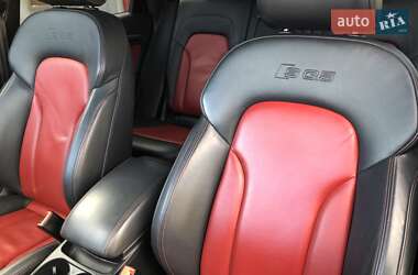 Внедорожник / Кроссовер Audi SQ5 2015 в 