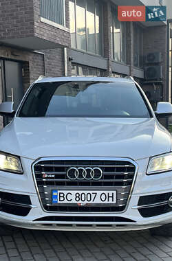 Внедорожник / Кроссовер Audi SQ5 2015 в 