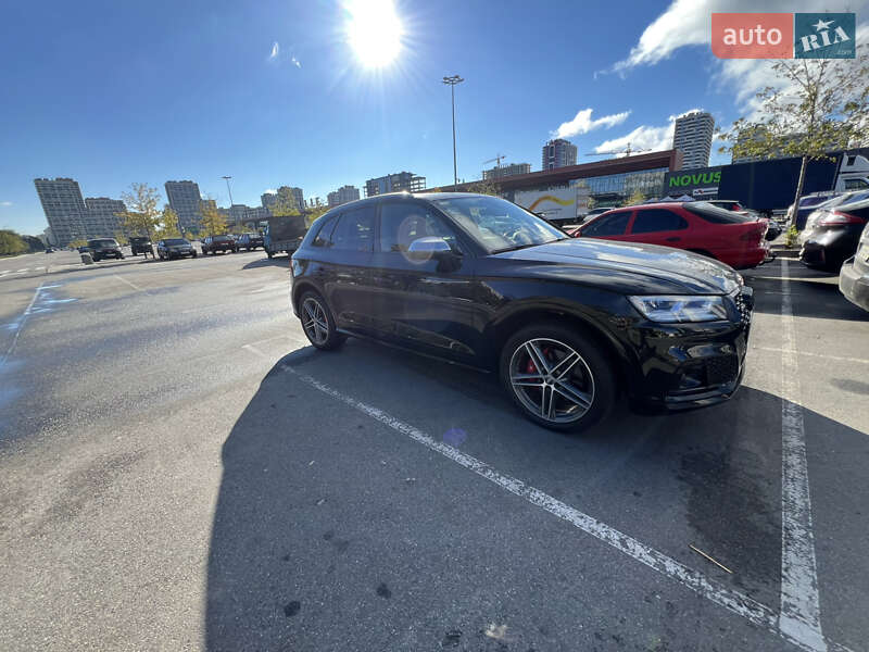 Внедорожник / Кроссовер Audi SQ5 2017 в Киеве