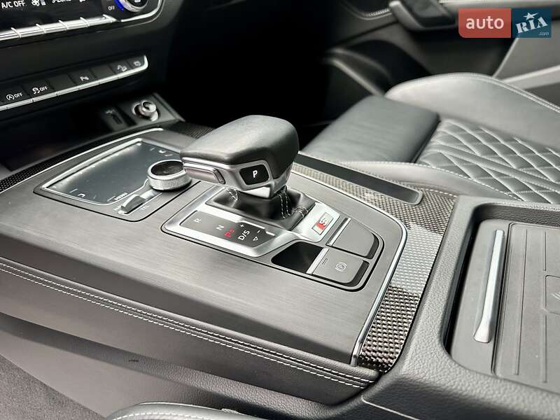 Позашляховик / Кросовер Audi SQ5 2019 в Рівному фото 60 Позашляховик / Кросовер Audi SQ5 2019 в Рівному