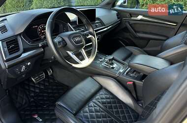 Внедорожник / Кроссовер Audi SQ5 2018 в 