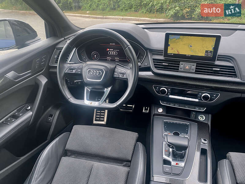 Внедорожник / Кроссовер Audi SQ5 2019 в Киеве