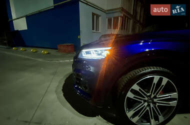 Внедорожник / Кроссовер Audi SQ5 2019 в 
