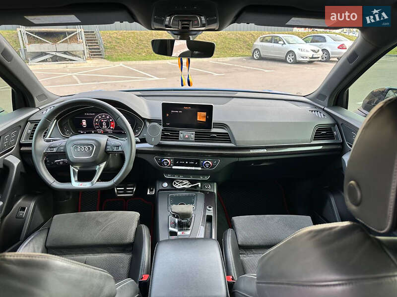 Внедорожник / Кроссовер Audi SQ5 2018 в Ровно
