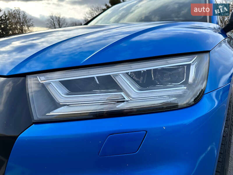 Внедорожник / Кроссовер Audi SQ5 2018 в Ровно