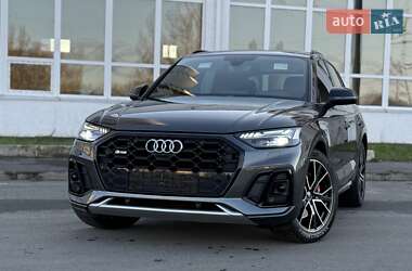 Внедорожник / Кроссовер Audi SQ5 2020 в Киеве