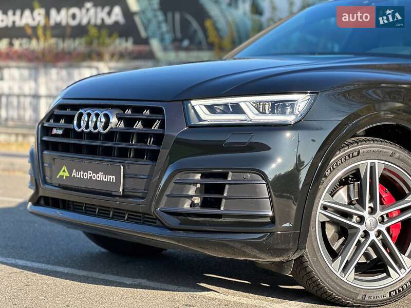 Внедорожник / Кроссовер Audi SQ5 2019 в Киеве
