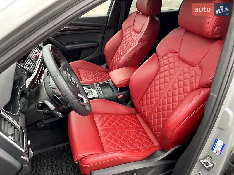 Внедорожник / Кроссовер Audi SQ5 2022 в Ровно