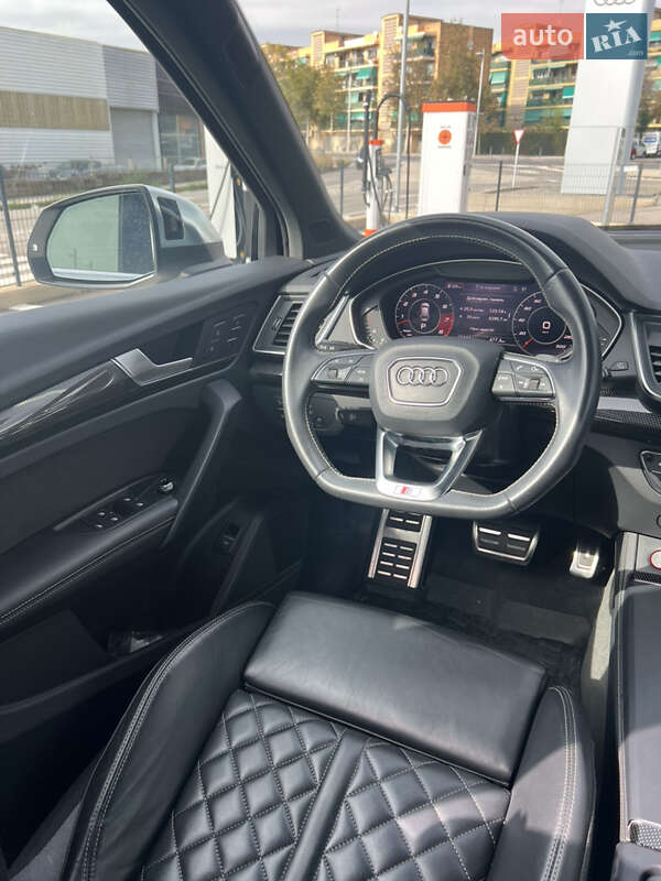 Позашляховик / Кросовер Audi SQ5 2018 в Івано-Франківську