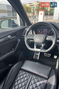 Внедорожник / Кроссовер Audi SQ5 2018 в 