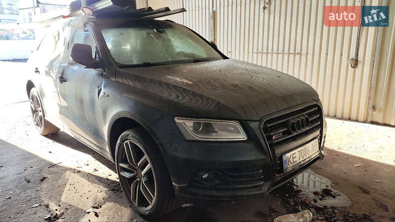Внедорожник / Кроссовер Audi SQ5 2015 в Кривом Роге
