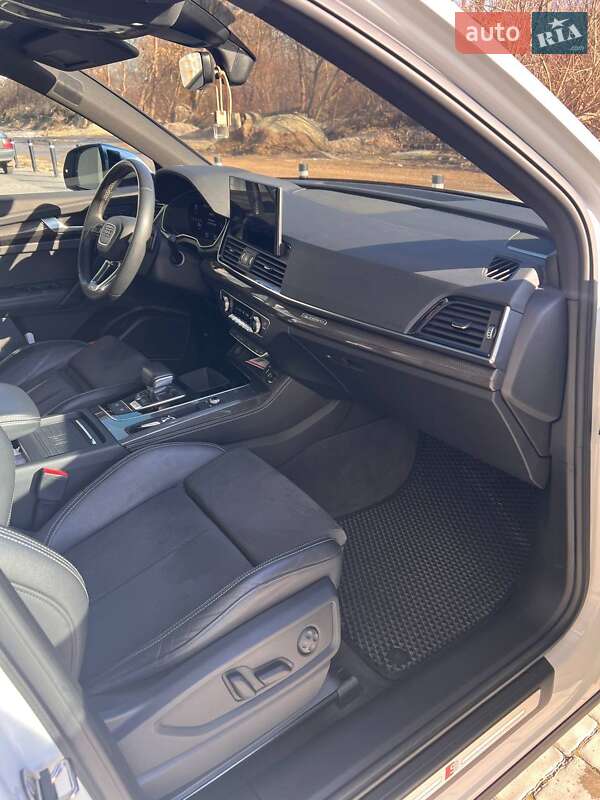 Внедорожник / Кроссовер Audi SQ5 2020 в Ивано-Франковске