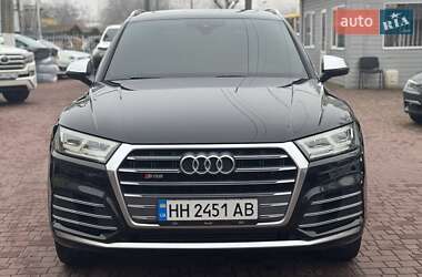 Позашляховик / Кросовер Audi SQ5 2018 в 