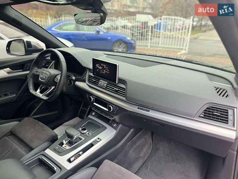 Позашляховик / Кросовер Audi SQ5 2018 в Одесі